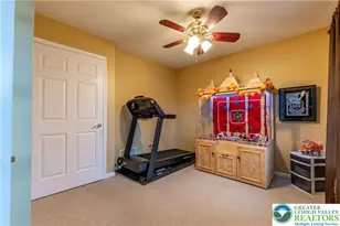 4035 Ross Rd, Bethlehem Township, PA 18020 - Photo 6