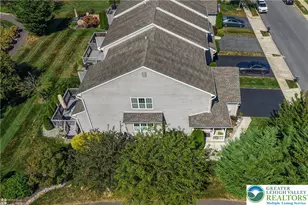 2602 Sapphire Ln, Bethlehem Township, PA 18020 - Photo 2