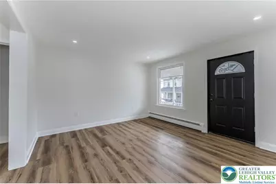 727 William Street, Pen Argyl Boro, PA 18072 - Photo 6