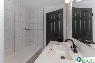 727 William Street, Pen Argyl Boro, PA 18072 - Photo 36