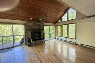 5375 Woodbridge Dr, Lehman Twp, PA 18324 - Photo 6