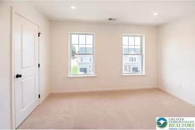 560 Long Street #4, Emmaus Boro, PA 18049 - Photo 12