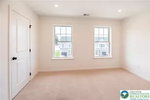 560 Long St, Emmaus Boro, PA 18049 - Photo 12