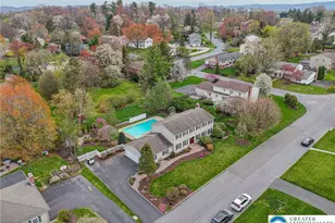 1177 Treeline Dr, Lower Macungie Township, PA 18103 - Photo 4