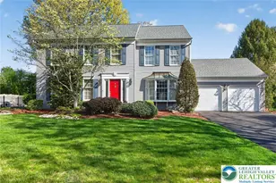 4510 Kathi Dr, Bethlehem City, PA 18017 - Photo 2