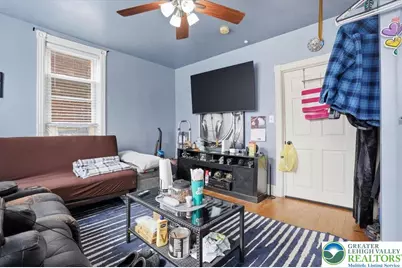 921 Broadway, Fountain Hill Boro, PA 18015 - Photo 8