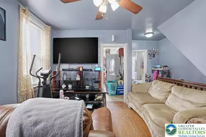 921 Broadway, Fountain Hill Boro, PA 18015 - Photo 14