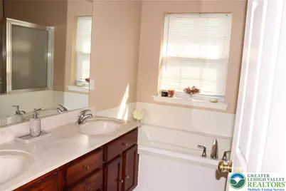 1035 Jervin Court, South Whitehall Township, PA 18104 - Photo 20