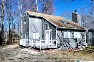 8382 Garden Dr, Tobyhanna, PA 18466 - Photo 1