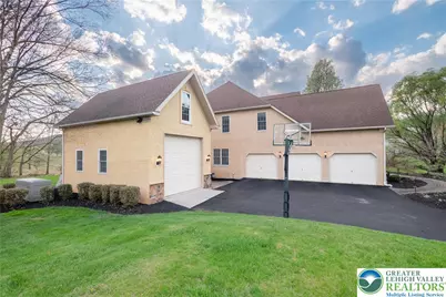 50 Melchor Drive, Easton, PA 18042 - Photo 2