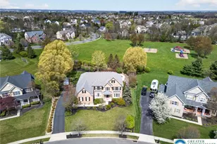 6819 Radcliffe Ct, Lower Macungie Township, PA 18062 - Photo 4