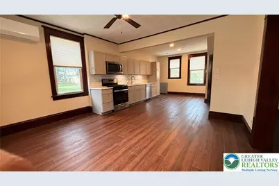 3241 Freemansburg Avenue, Palmer Twp, PA 18045 - Photo 8