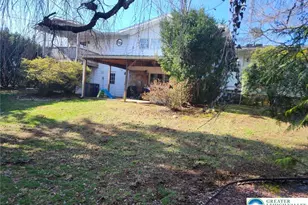 811 S Glenwood St, Salisbury Township, PA 18103 - Photo 2
