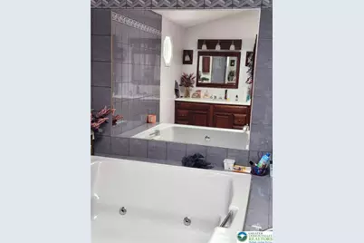 811 S Glenwood Street, Salisbury Township, PA 18103 - Photo 32