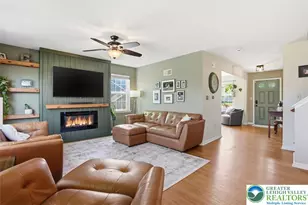 1611 Abigail Ln, South Whitehall Township, PA 18104 - Photo 2