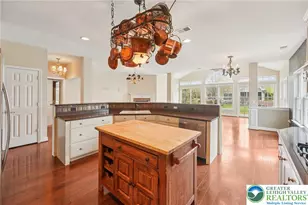 5 Nottingham Ln, Easton, PA 18045 - Photo 8