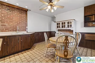 216 W Bertsch Street, Lansford, PA 18232 - Photo 14