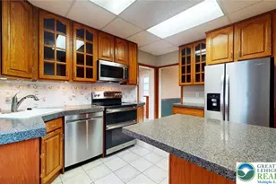 640 Main St, Tatamy Boro, PA 18085 - Photo 32