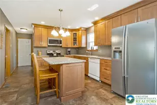 631 Bishops Pl, Lehigh Township, PA 18067 - Photo 24