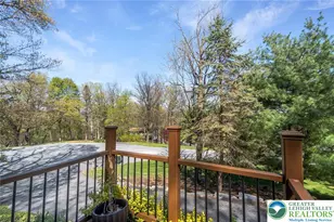 631 Bishops Pl, Lehigh Township, PA 18067 - Photo 8