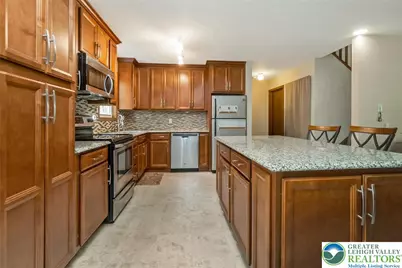 276 Spicebush Drive, Stroud Twp, PA 18301 - Photo 4