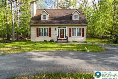 276 Spicebush Drive, Stroud Twp, PA 18301 - Photo 1