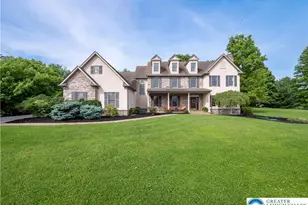 20 Longhill Dr, Easton, PA 18042 - Photo 2