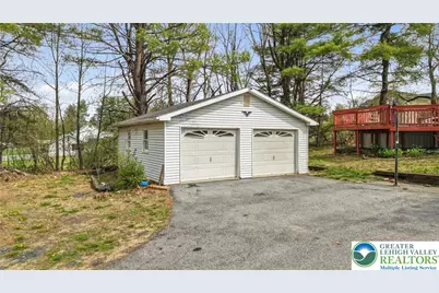 1042 Neffs Laurys Road, North Whitehall Township, PA 18059 - Photo 4