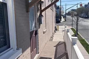 69 E Goepp St, Bethlehem City, PA 18018 - Photo 2
