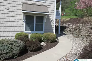 1134 Meadow Lark Way, Bethlehem City, PA 18015 - Photo 2
