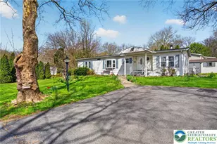 4 Woodsdale Ct, Moore Township, PA 18014 - Photo 4