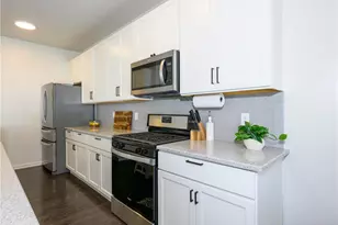 338 Bendelow Ln, Northampton Boro, PA 18067 - Photo 6
