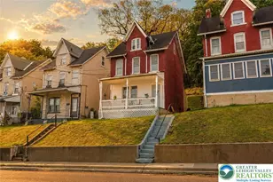 963 Wyandotte St, Bethlehem, PA 18015 - Photo 2
