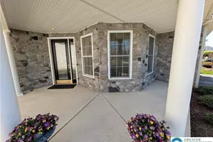 4362 Founders Dr, Upper Saucon Township, PA 18034 - Photo 4
