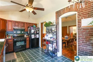 525 3rd Ave, Bethlehem City, PA 18018 - Photo 12