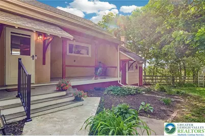 8893 Longswamp Road, Lower Macungie Township, PA 18011 - Photo 28