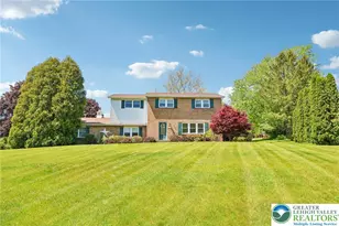 574 Carol Ln, Moore Township, PA 18014 - Photo 6