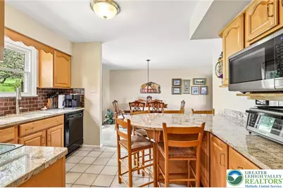 574 Carol Lane, Moore Township, PA 18014 - Photo 14