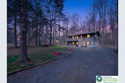 53 Maple Street, Clifton Twp, PA 18424 - Photo 2