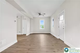 312 Birch St, Walnutport Boro, PA 18088 - Photo 6