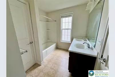 8395 Saylor Court, Upper Macungie Township, PA 18031 - Photo 10