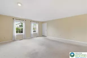 602 Briarwood Dr, Bethlehem Township, PA 18020 - Photo 2