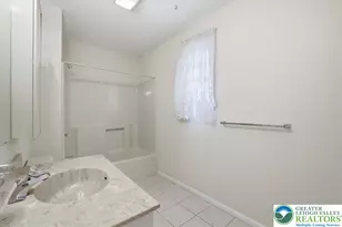 602 Briarwood Dr, Bethlehem Township, PA 18020 - Photo 20