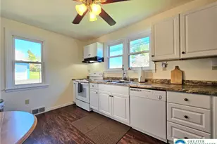 115 Kiefer St, Williams Township, PA 18042 - Photo 8