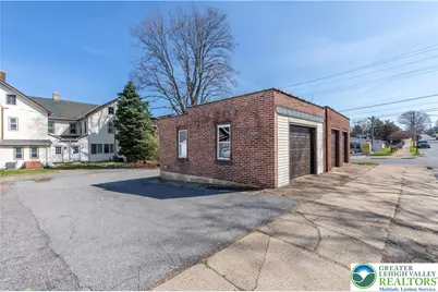 2202 Northampton Street, Wilson Boro, PA 18042 - Photo 2