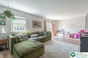 4617 N Hedgerow Dr, Lower Macungie Township, PA 18103 - Photo 12