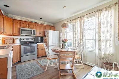 4617 N Hedgerow Drive, Lower Macungie Township, PA 18103 - Photo 4