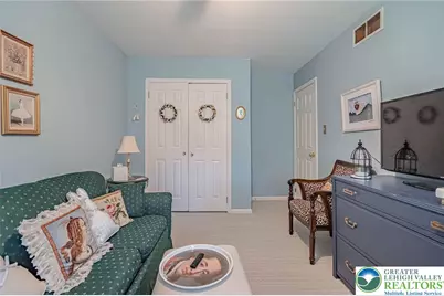 4617 N Hedgerow Drive, Lower Macungie Township, PA 18103 - Photo 22