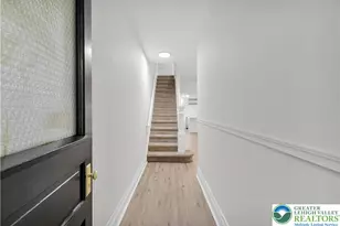 547 Ontario St, Bethlehem City, PA 18015 - Photo 2