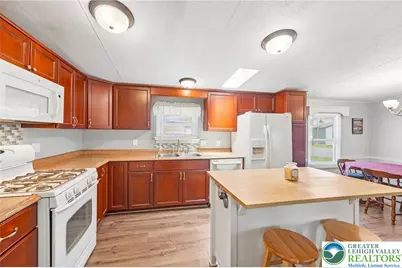 1170 Grange Road #R5, Lower Macungie Township, PA 18106 - Photo 12